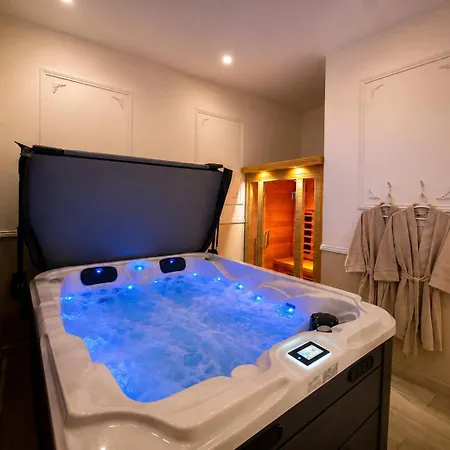 Eaux Rive Droite Apartman *